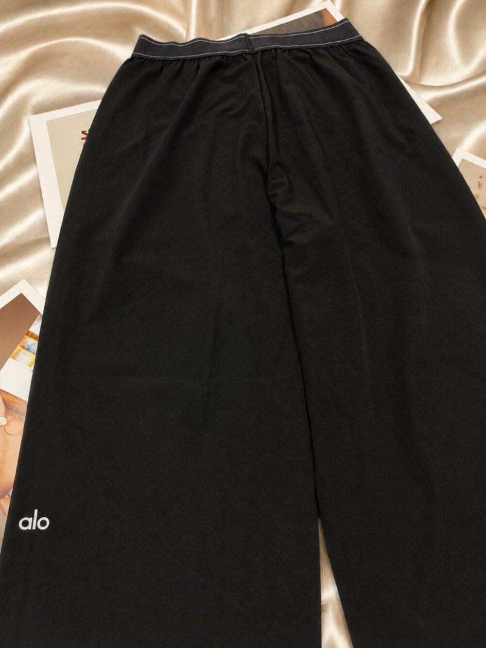 Alo Yoga Black Regular 30-inch Trouser Women's XS💞/ smoke-free households😊 - Picture 5 of 8